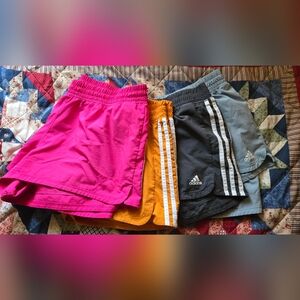 4qty Women's Adidas Pacer 3-Stripe Athletic Shorts
